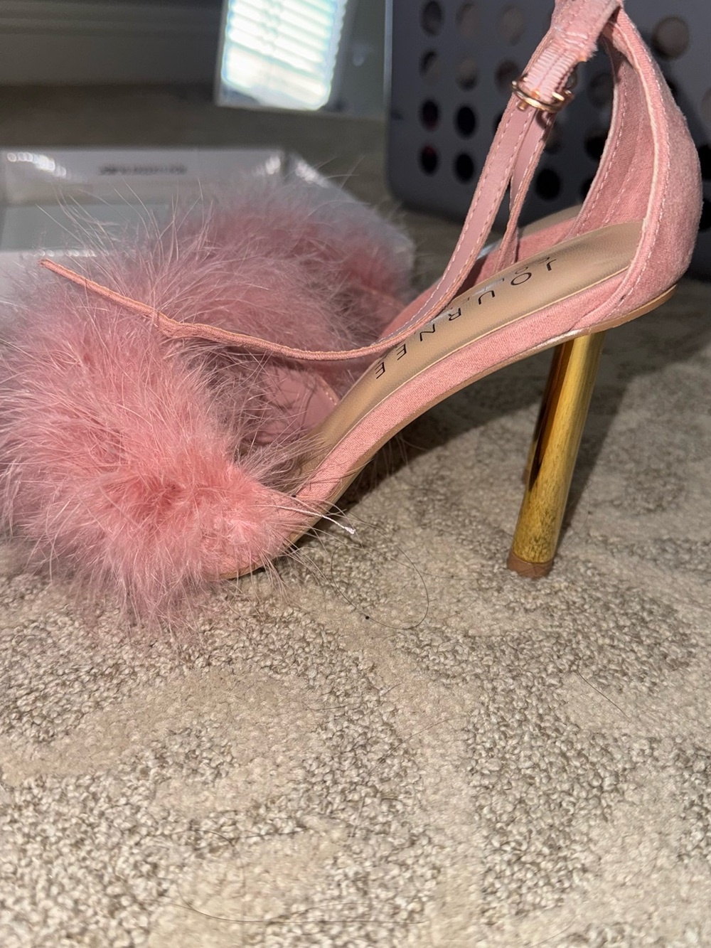 Heels - Picture 2 of 4